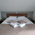 Gostinjska kuća & Aleksandra 3*