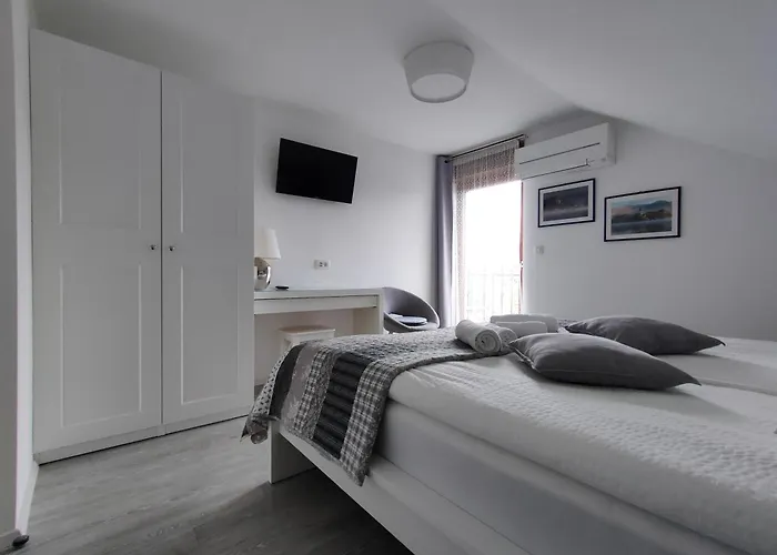 & Aleksandra 3* Bled