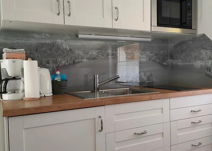 Hiša za goste & Aleksandra 3*