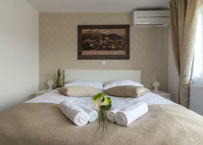 & Aleksandra Hiša za goste